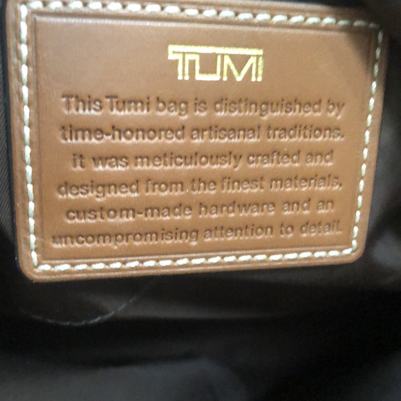 Tumi Turin Shopper Organizer Bag - Picture 9 of 11